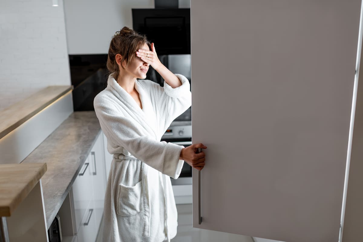Gli spuntini di mezzanotte influenzano il sonno?