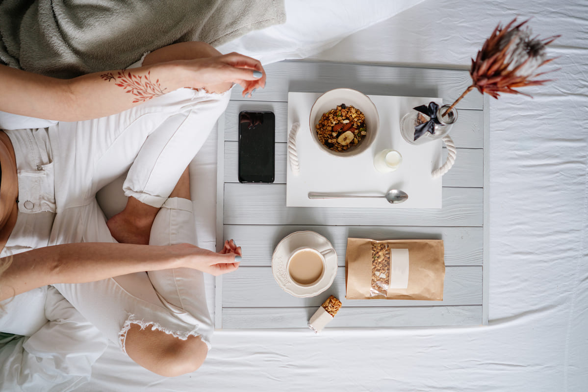 In che modo la tua dieta influisce sul sonno