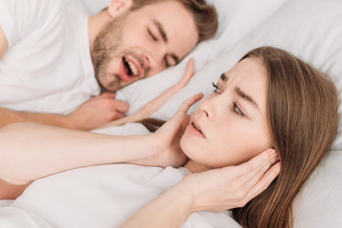 consigli per smettere di parlare nel sonno