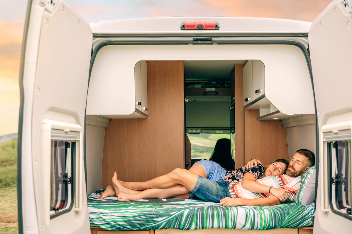 elementi essenziali per dormire bene nel tuo camper