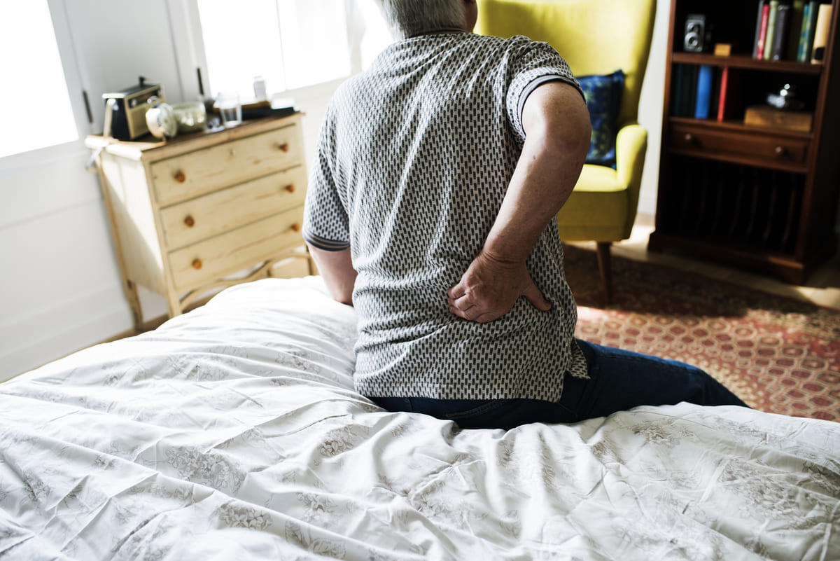 Come dormire con un'ernia al disco